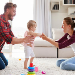 Emociones en el desarrollo infantil: inicio marcha y lenguaje